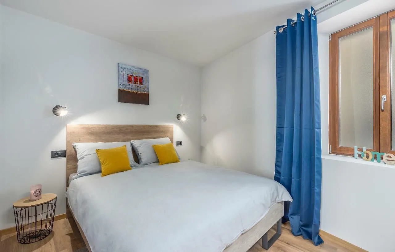 Heritage De Amicis Apartment Rovinj 0*,  Croatia